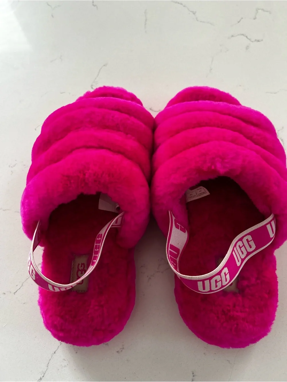 Ugg slippers pink slingback size 5 big kids (fits woman’s 8 )
